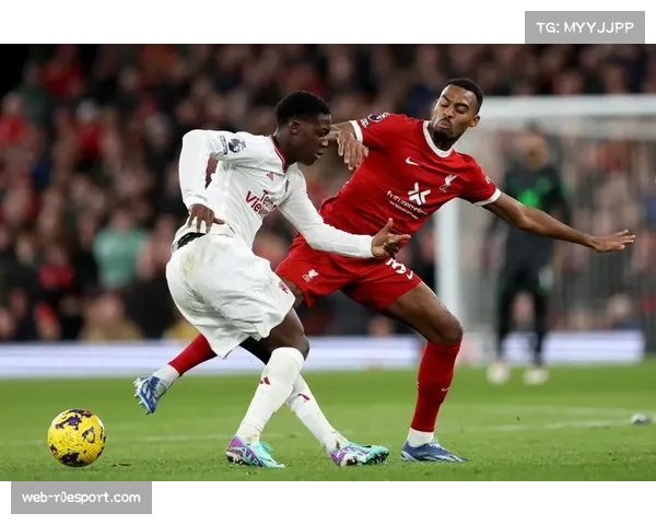 阿斯顿维拉主场对阵桑德兰，争夺欧冠席位关键战